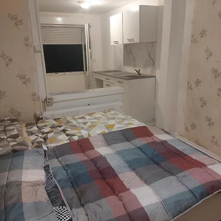 Studio A Louer Διαμέρισμα *
